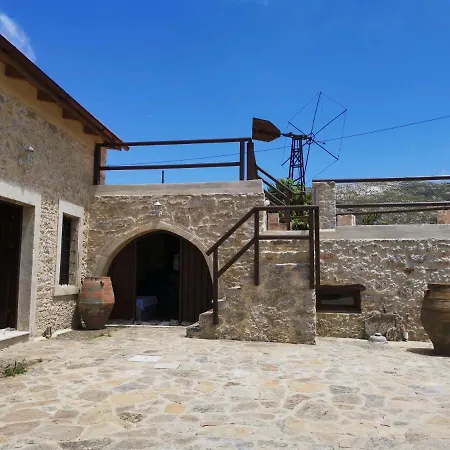 Holiday home Stone Mansion Of 1890 Armenoi (Sitia)